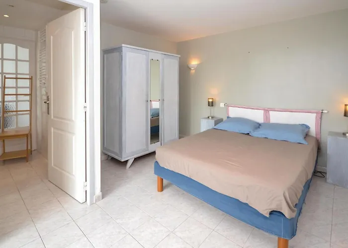 5 Bedroom Gorgeous In