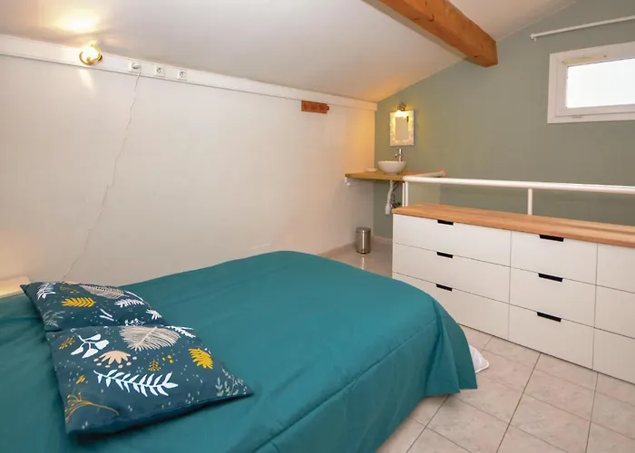 5 Bedroom Gorgeous In